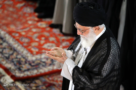 اقامه نماز عید فطر به امامت رهبر معظم انقلاب در مصلی