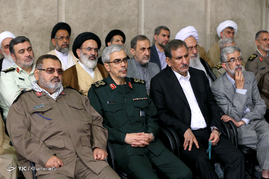 دیدار مسئولان نظام و سفرای کشورهای اسلامی و رهبر معظم انقلاب