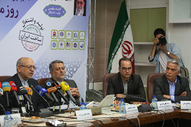 نشست خبری وزیر به مناسبت روز ملی صنعت و معدن