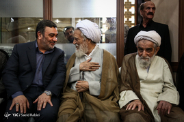 مراسم ترحیم همسر آیت الله علم الهدی