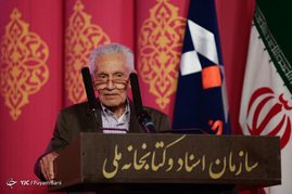 مراسم تجليل از پیشکسوتان اهل قلم