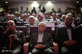 مراسم تجليل از پیشکسوتان اهل قلم