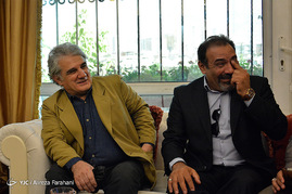 بازدید معاون سیما از پشت صحنه سریال در جستجوی آرامش