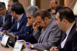 محمود واعظی وزیر ارتباطات روز یکشنبه با نیهات زیپچی، وزیر اقتصاد جمهوری ترکیه در محل وزارت ارتباطات و فناوری اطلاعات دیدار کرد.