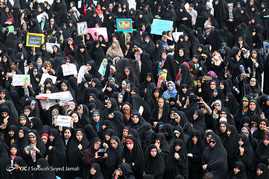 مراسم روز عفاف و حجاب در میدان امام حسین(ع)‎