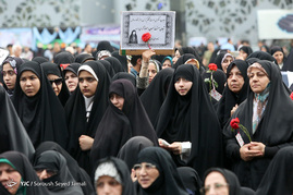 مراسم روز عفاف و حجاب در میدان امام حسین(ع)‎