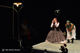 نمایش کمدی موزیکال اخککندو