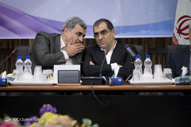نشست وزیر بهداشت با کارکنان بیمه سلامت‎