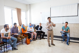 بازدید حداد عادل رییس بنیاد سعدی از دوره ی دانش افزایی زبان فارسی در دانشگاه علامه