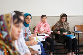 بازدید حداد عادل رییس بنیاد سعدی از دوره ی دانش افزایی زبان فارسی در دانشگاه علامه
