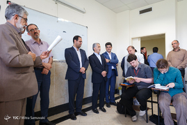 بازدید حداد عادل رییس بنیاد سعدی از دوره ی دانش افزایی زبان فارسی در دانشگاه علامه