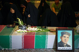 استقبال از پیکر سه شهید دفاع مقدس در مشهد مقدس
