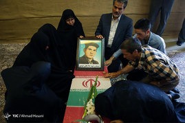 استقبال از پیکر سه شهید دفاع مقدس در مشهد مقدس