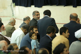 نماز سیاسی - عبادی جمعه تهران به امامت آیت الله سید احمد خاتمی