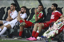 دیدار تیم های فوتبال پرسپولیس و نفت تهران