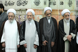 غبار روبی مضجع مطهر حضرت امام رضا (علیه‌السلام) با حضور رهبر انقلاب