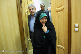 رئیس سازمان حفاظت محیط زیست در مراسم رونمایی از موتور ملی سه سیلندر