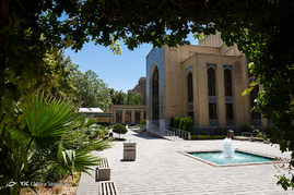 کتابخانه و موزه ملی ملک