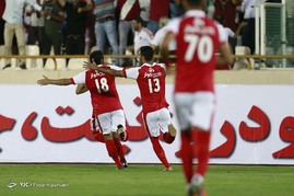 دیدار تیم های فوتبال پرسپولیس و فولاد خوزستان