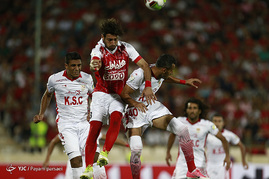 دیدار تیم های فوتبال پرسپولیس و فولاد خوزستان