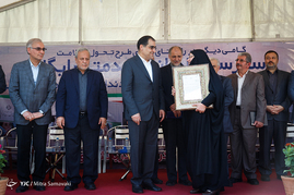 مراسم رو‌نمایی و اعزام ۸۰ کلینیک سیار دندانپزشکی به مناطق محروم