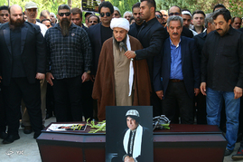 مراسم تشییع پیکر محمود جهان