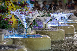 آذین بندی حرم مطهر رضوی در شب ولادت حضرت رضا(ع)