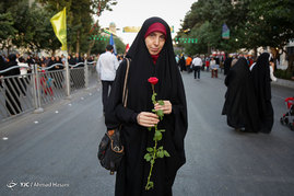 گلباران حرم مطهر رضوی در شب میلاد امام رضا (ع)