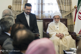 دیدار رئیس مجلس خبرگان رهبری با رئیس مجلس سنای پاکستان