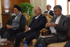 دیدار الله شکور پاشازاده رییس علمای دینی قفقاز از میهمانان مراسم تحلیف رییس جمهور با وزیر امور خارجه‎