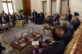 دیدار الله شکور پاشازاده رییس علمای دینی قفقاز از میهمانان مراسم تحلیف رییس جمهور با وزیر امور خارجه‎