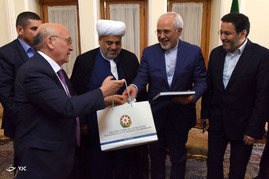 دیدار الله شکور پاشازاده رییس علمای دینی قفقاز از میهمانان مراسم تحلیف رییس جمهور با وزیر امور خارجه‎