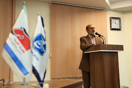 مراسم تقدیر از خبرنگاران و خانواده شهدای خبرنگار مدافع حرم