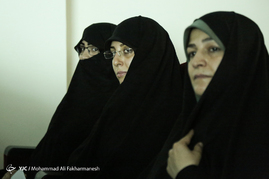 مراسم تقدیر از خبرنگاران و خانواده شهدای خبرنگار مدافع حرم