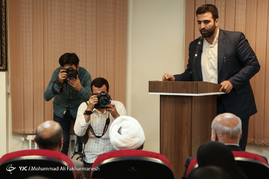 مراسم تقدیر از خبرنگاران و خانواده شهدای خبرنگار مدافع حرم