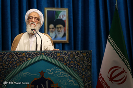 نماز جمعه تهران به امامت آیت الله موحدی کرمانی