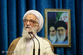 نماز جمعه تهران به امامت آیت الله موحدی کرمانی