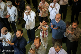 نماز جمعه تهران به امامت آیت الله موحدی کرمانی