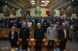 مراسم اهداء توپ طلای مهدی طارمی به آستان قدس رضوی