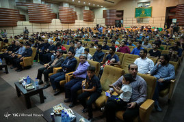 مراسم اهداء توپ طلای مهدی طارمی به آستان قدس رضوی