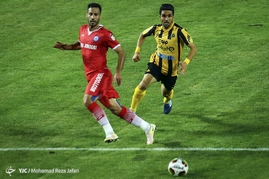ديدار تيم هاي سپاهان و پارس جنوبي جم