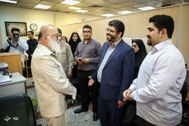 حضور مهدی چمران در باشگاه خبرنگاران جوان