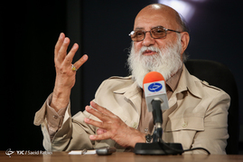حضور مهدی چمران در باشگاه خبرنگاران جوان