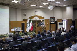 بهره برداری از سامانه صدور پروانه های شهرسازی و رونمایی از کتاب تهران از بال