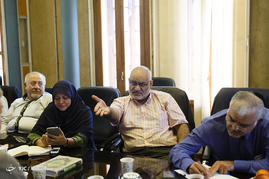 نشست انتخاب هیأت رئیسه خانه احزاب
