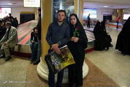 استقبال از خانواده شهید محسن حججی در فرودگاه شهید هاشمی نژاد مشهد