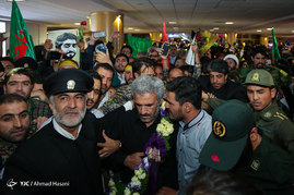 استقبال از خانواده شهید محسن حججی در فرودگاه شهید هاشمی نژاد مشهد