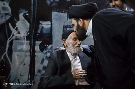 مراسم تجلیل از حاج عیسی خادم بیت امام