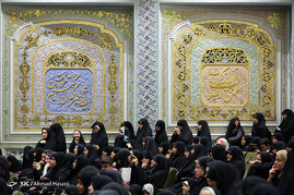 آیین تجلیل از خانواده شهیدان «حججی» و «مشلب» در حرم مطهر رضوی