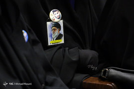 آیین تجلیل از خانواده شهیدان «حججی» و «مشلب» در حرم مطهر رضوی